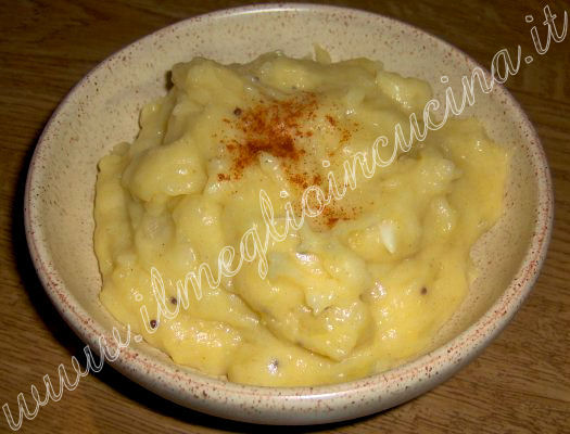 Crema di patate (Aloo ka bharta)