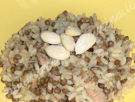 Almonds rice salad