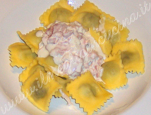 Ham and Single Cream Raviolis pasta