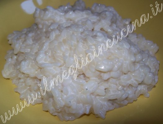 Rice with cheese and single cream