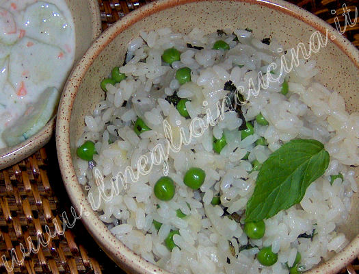Mint rice with cucumber raita