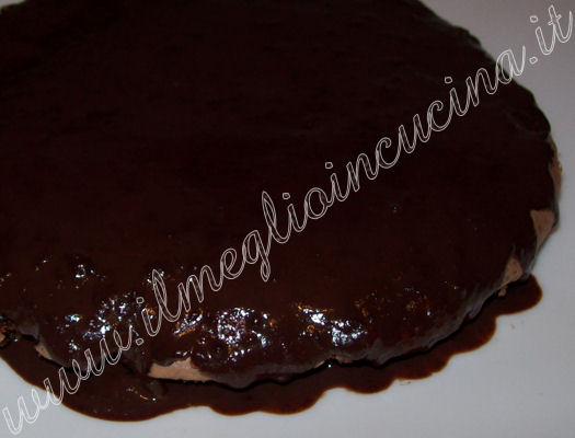 Gianduia chocolate pie